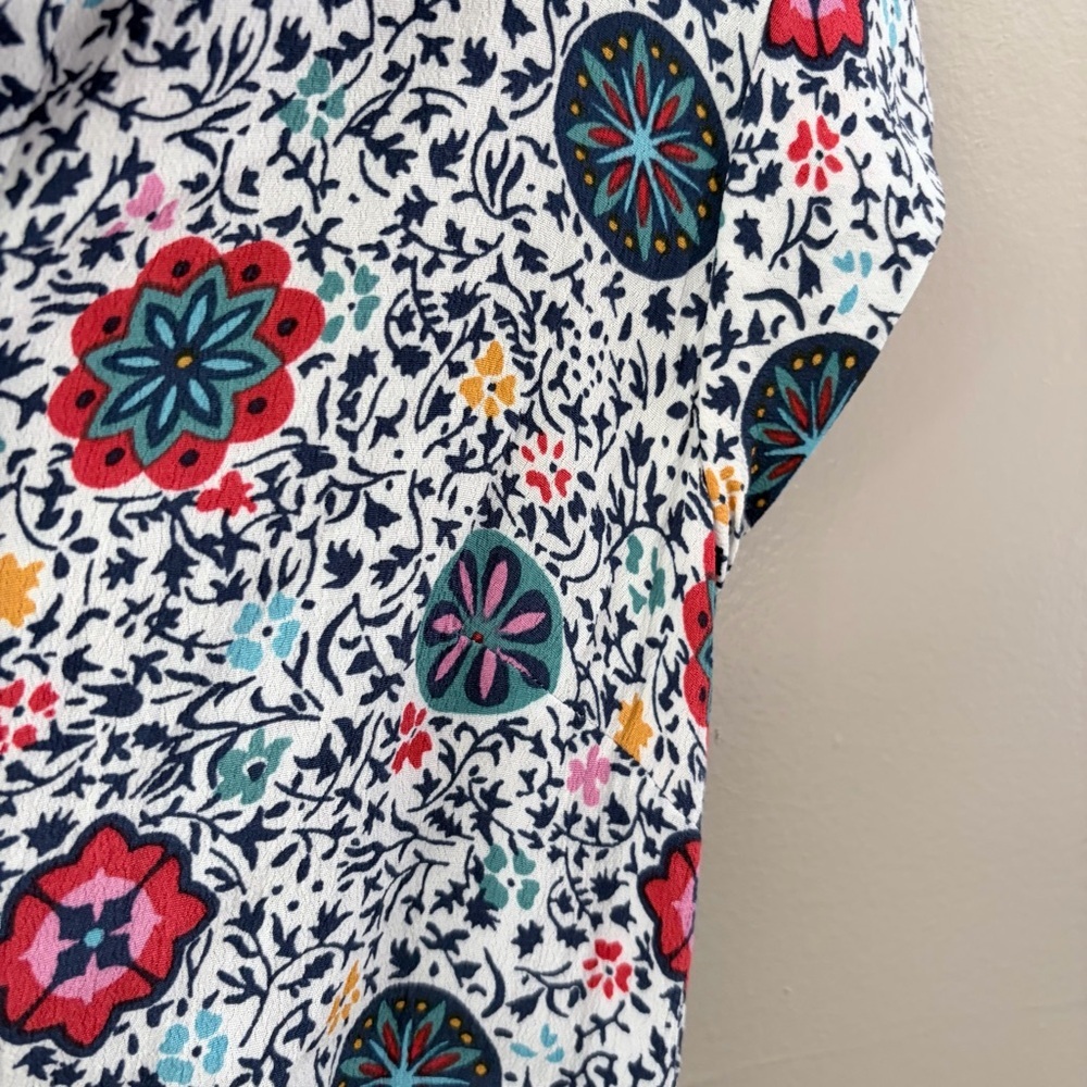 BODEN Floral Split Neck Cap Sleeve Blouse Top US 6 UK 10 - Picture 2 of 7